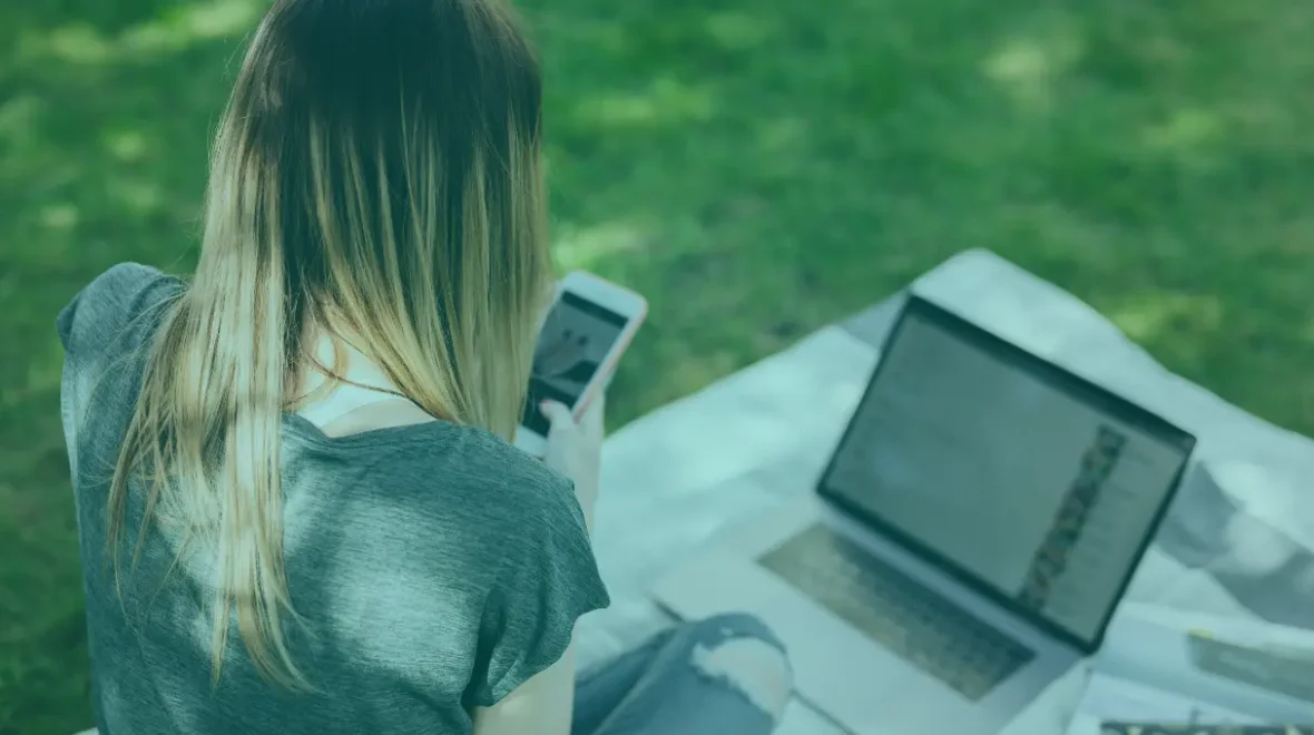 Dijital Çağda Aşk: Sosyal Medya Güvenini Nasıl Etkiliyor?
